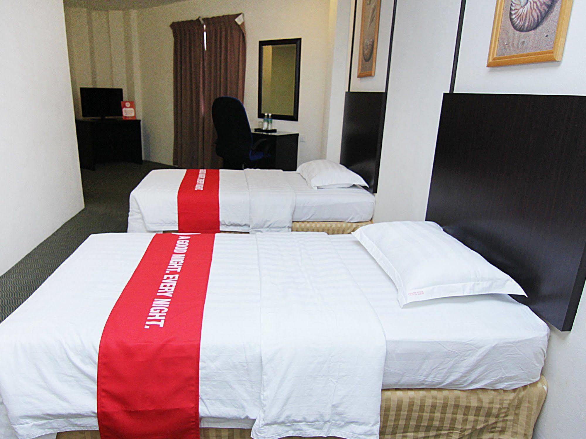 Nida Celestial Hotel 2*